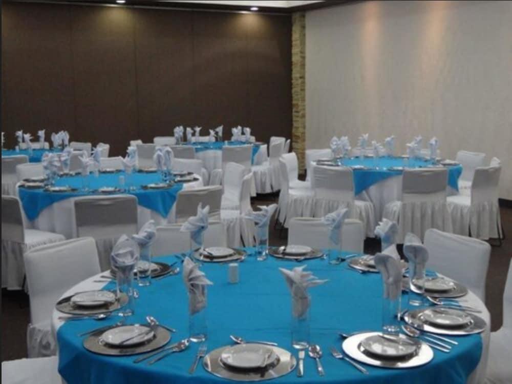 Madan Hotel 3*